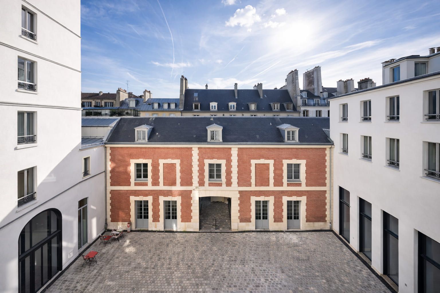 Cour principale dans le 4e arrondissement de Paris | Espace événementiel extérieur