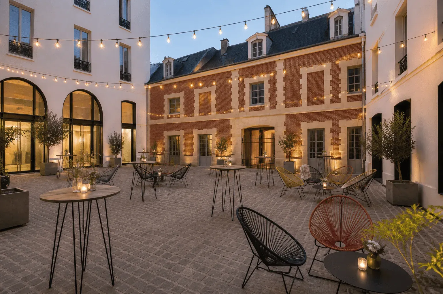 Cour principale dans le 4e arrondissement de Paris | Espace événementiel extérieur