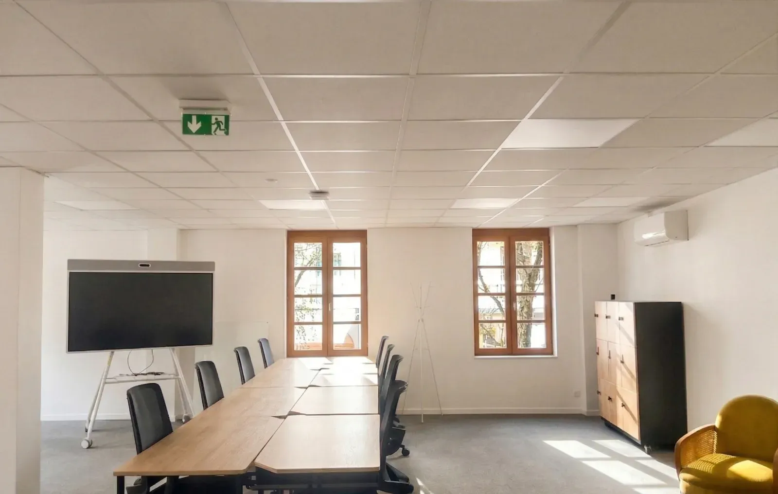 Corporate Event Venue in Annecy | Lakeside Conference & Meeting Space