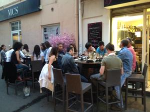 Lieu avec terrasse privée à Cannes