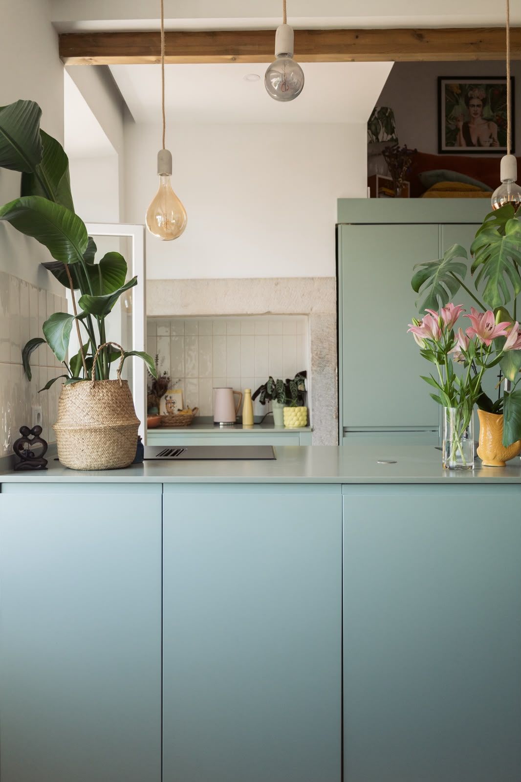 Sage Green & Art Deco Apartment with Lisbon Rooftop Views