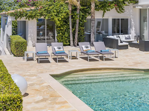 Villa Contemporaine avec Vue Panoramique sur la Mer à Cannes