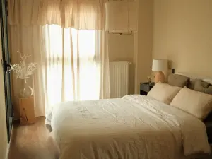 Minimalist Vintage Apartment in Bordeaux for Photo Shoots & Events