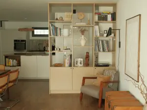 Minimalist Vintage Apartment in Bordeaux for Photo Shoots & Events