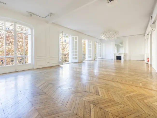 Elegant 500 m² Business Event Flat in Paris 8th