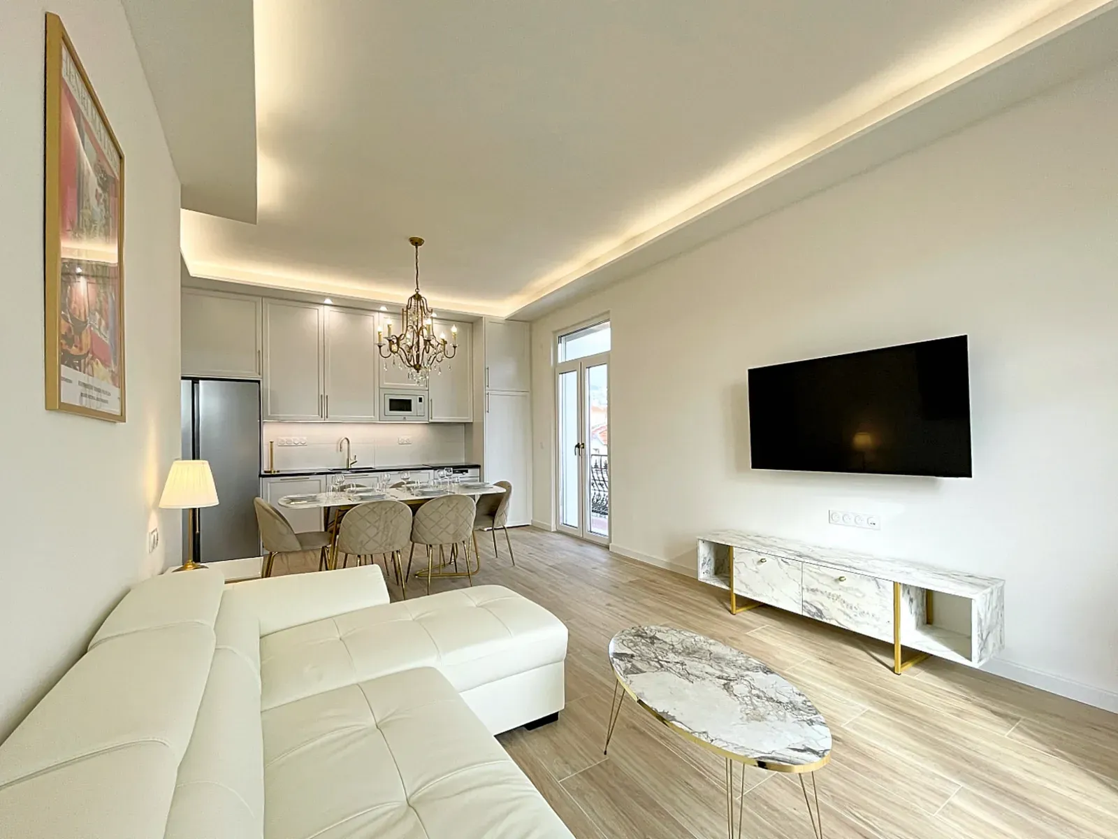 3-Bedroom Apartment with Lift in Cannes