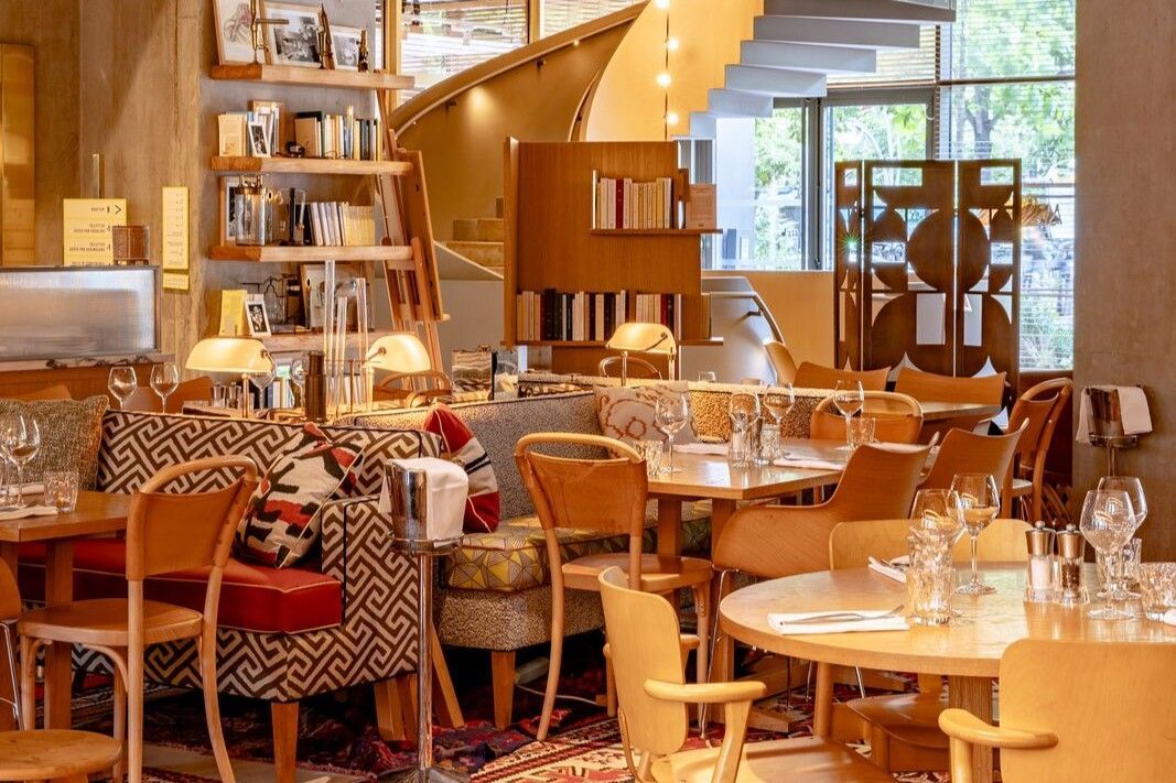 Parisian Masterpiece: Villa with Panoramic View & Philippe Starck Design