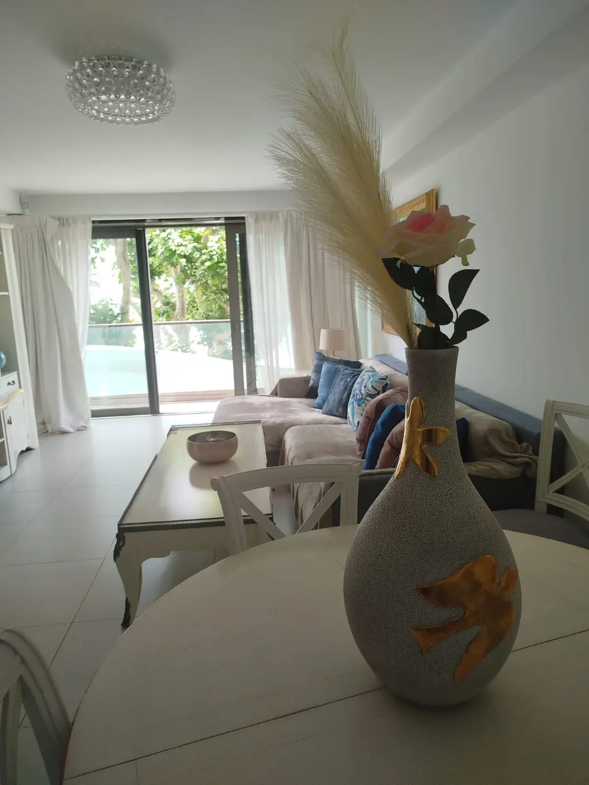 Charming 2-Bedroom Apartment on La Croisette - Cannes