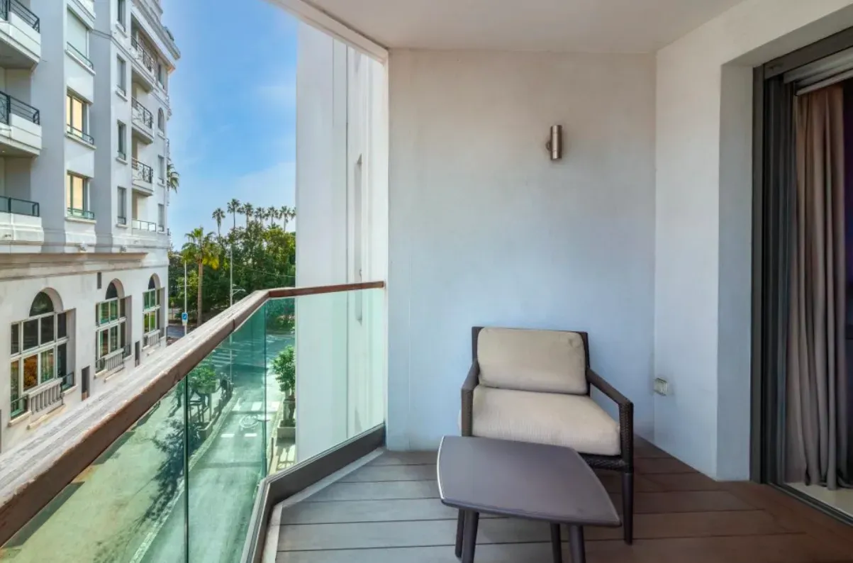 Charmant appartement d'une chambre avec terrasse sur la Croisette