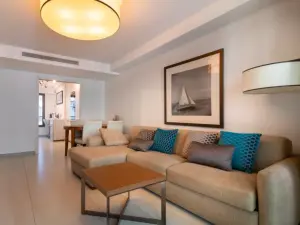 Charming One-Bedroom Apartment with Terrace on the Croisette