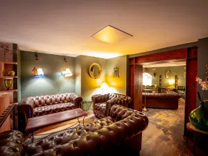 Bar à Tapas Animé à Marseille pour Événements Privés