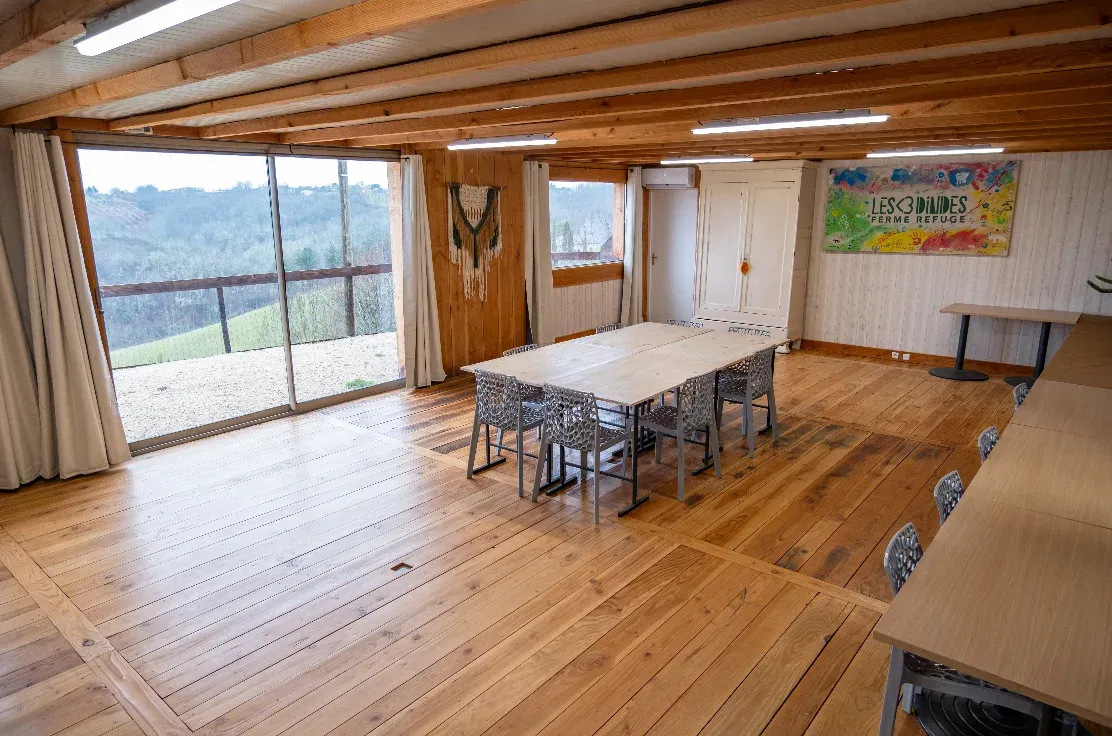 Salle de séminaire unique dans une ferme sanctuaire | Lieu d'événement