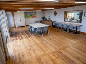 Salle de séminaire unique dans une ferme sanctuaire | Lieu d'événement