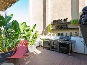 Intimate Cultural and Creative Event Space in Barcelona