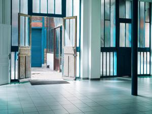 Parisian Eiffel-Style Studio with Private Courtyard | Venue 9681