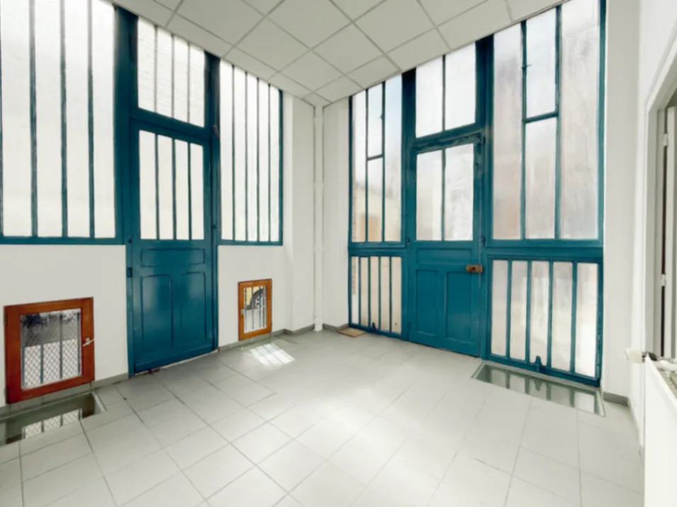 Studio Eiffel parisien avec cour privée | Lieu 9681