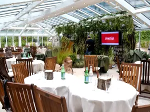 Terrasse Élégante Paris 8e pour Événements d'Entreprise