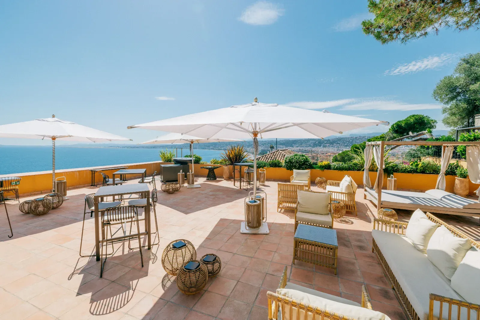 Terrace with splendid sea view