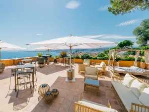 Terrace with splendid sea view