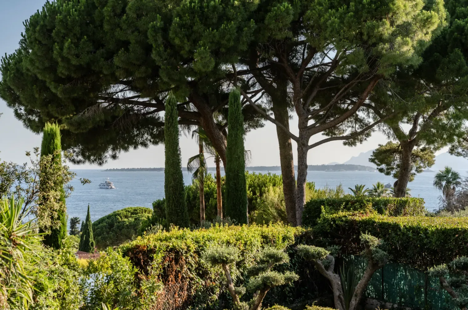 Villa Belle Époque avec vue panoramique sur la mer au Cap d'Antibes