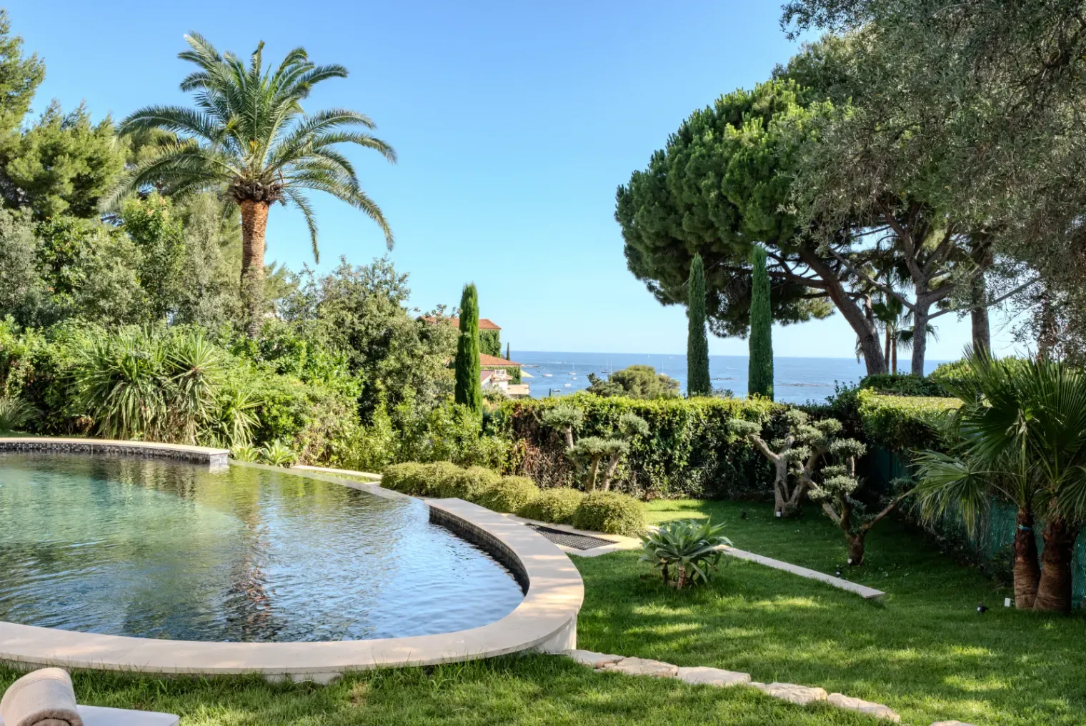 Villa Belle Époque avec vue panoramique sur la mer au Cap d'Antibes