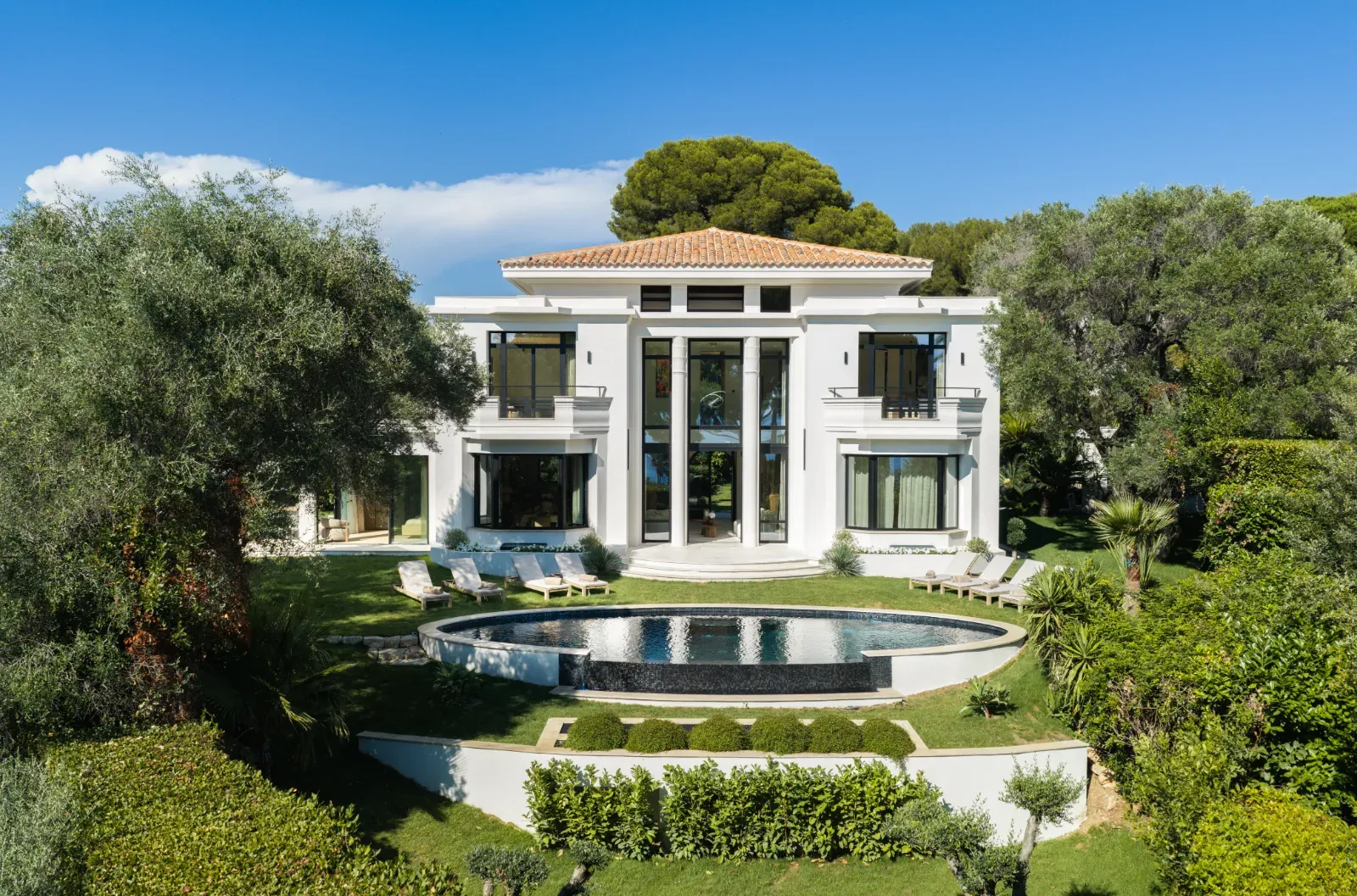 Villa Belle Époque avec vue panoramique sur la mer au Cap d'Antibes