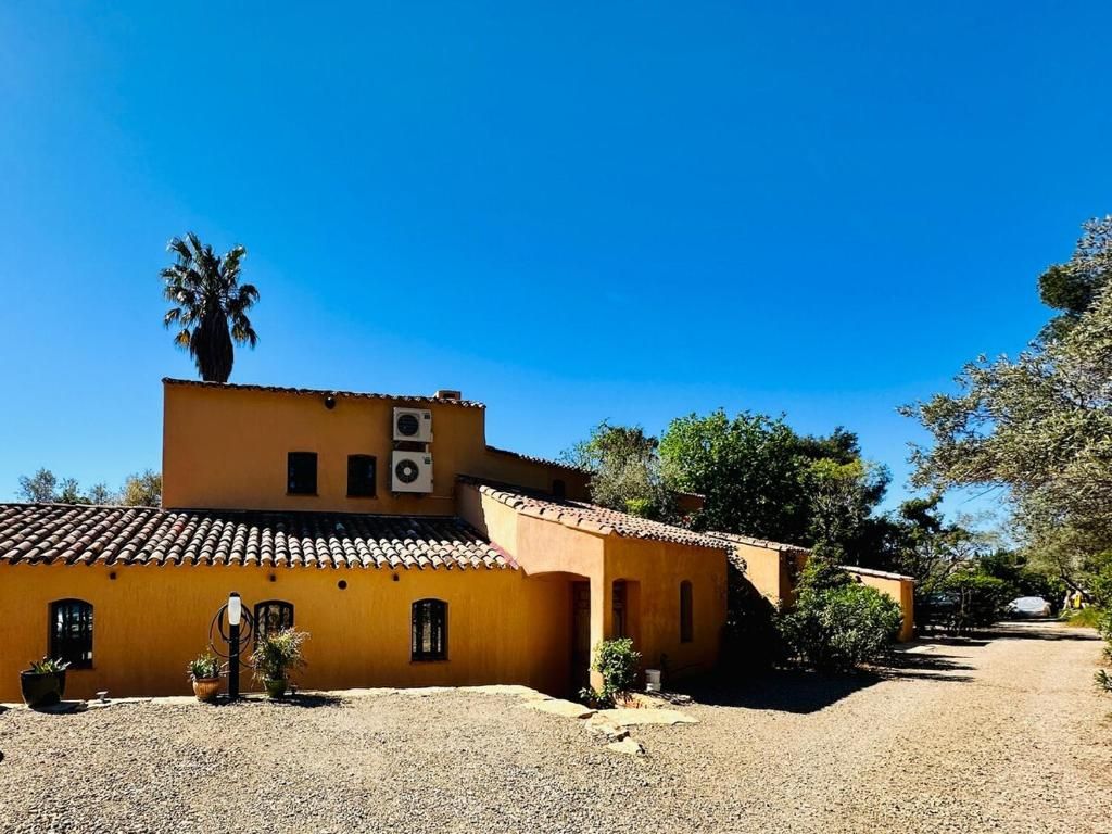 La Ciotat Panoramic Villa with Pool & Sea Views