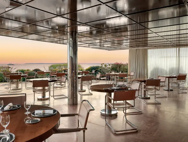 Michelin-Starred Restaurant with Sea View in Antibes