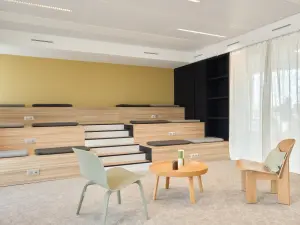 Modern Event Space with Rooftop Near Paris