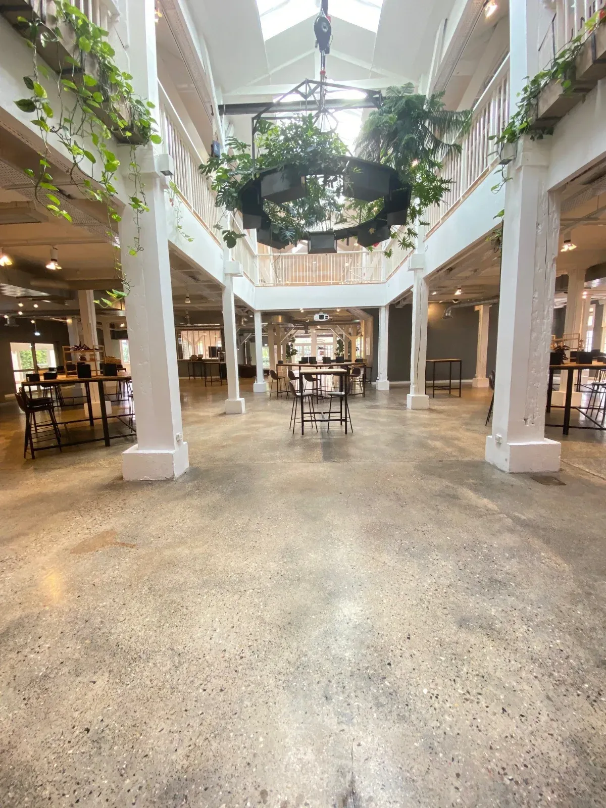 Vibrant Event Venue in Saint-Denis