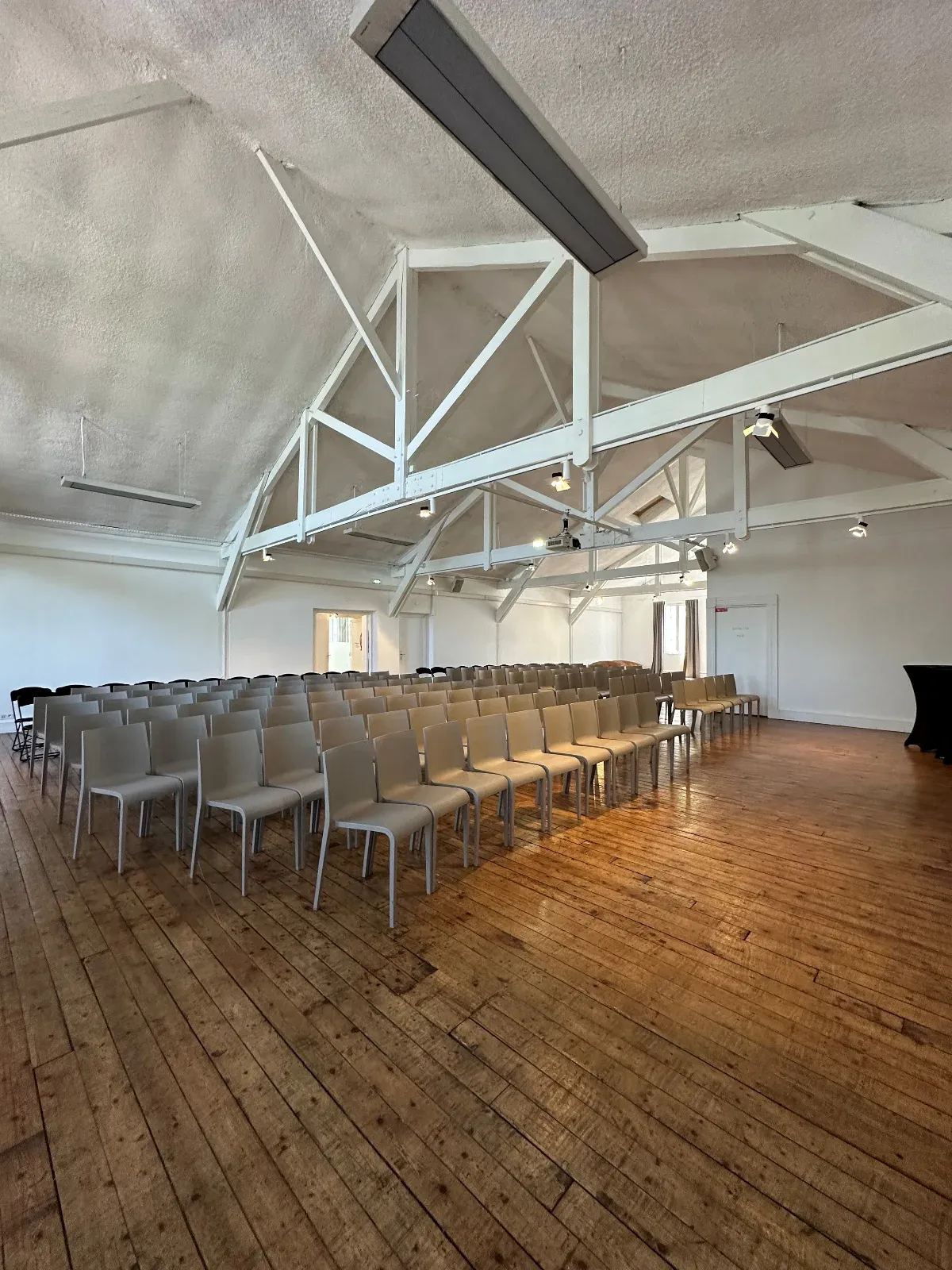 Creative Studio & Workshop Space in Saint-Denis