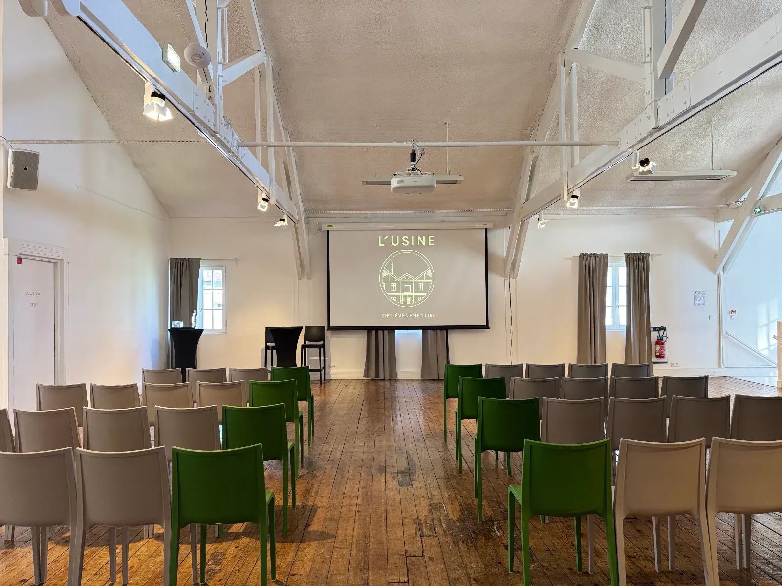 Creative Studio & Workshop Space in Saint-Denis