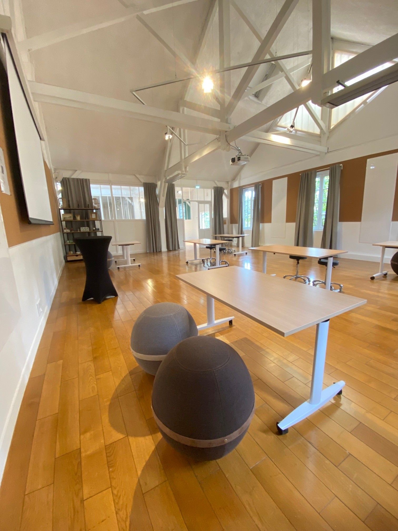 Innovation Space Saint-Denis | Creative Venue for Workshops & Events