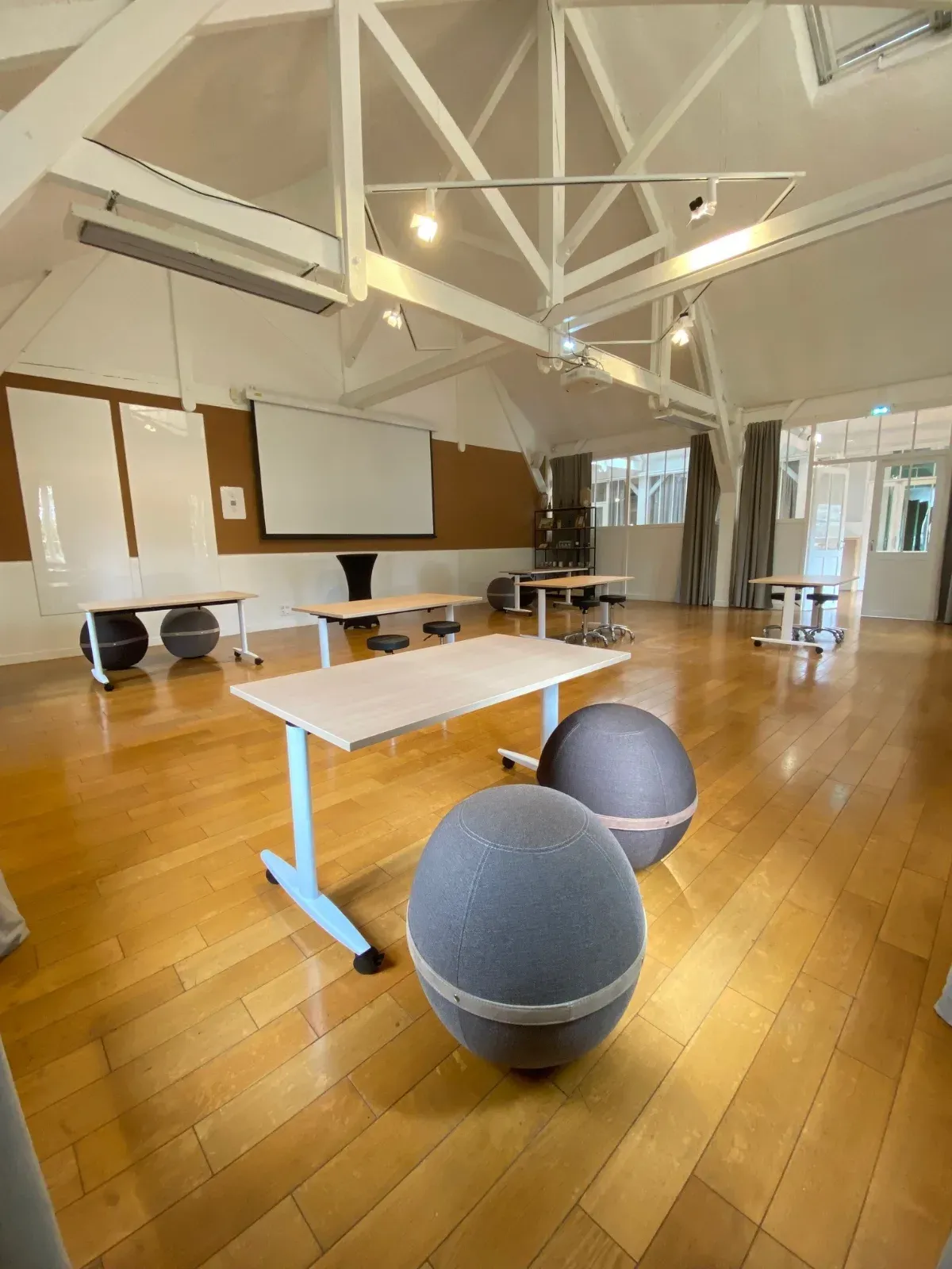 Innovation Space Saint-Denis | Creative Venue for Workshops & Events