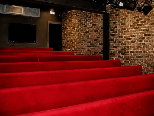 Intimate Auditorium in the Heart of Paris