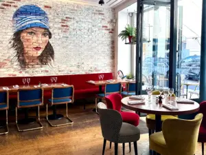 Restaurant & Event Venue in Paris