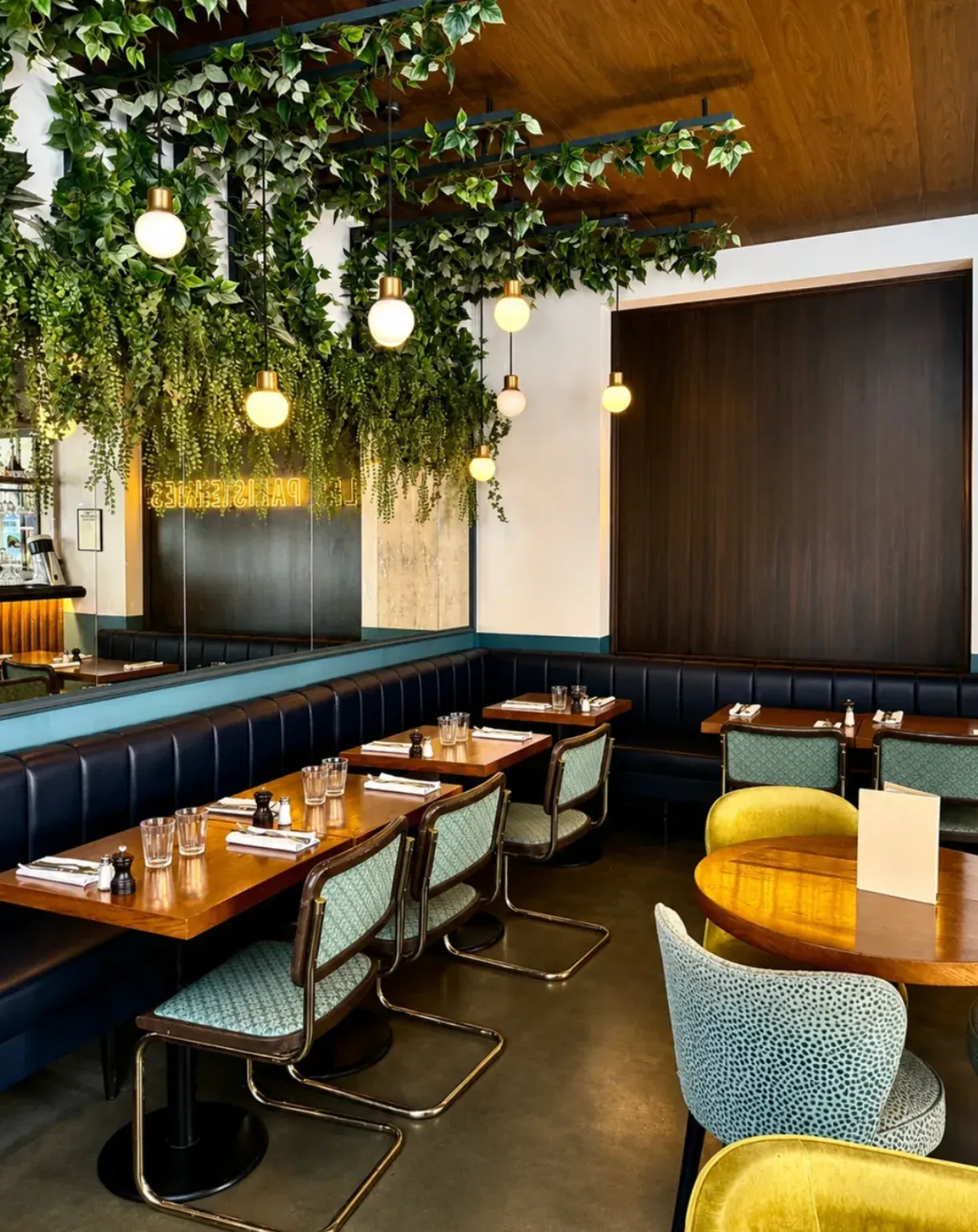 Restaurant & Event Venue in Paris