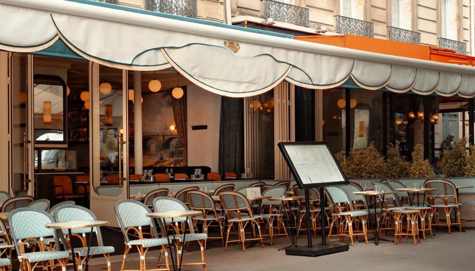 Elegant Alma Terrace with Eiffel Tower View