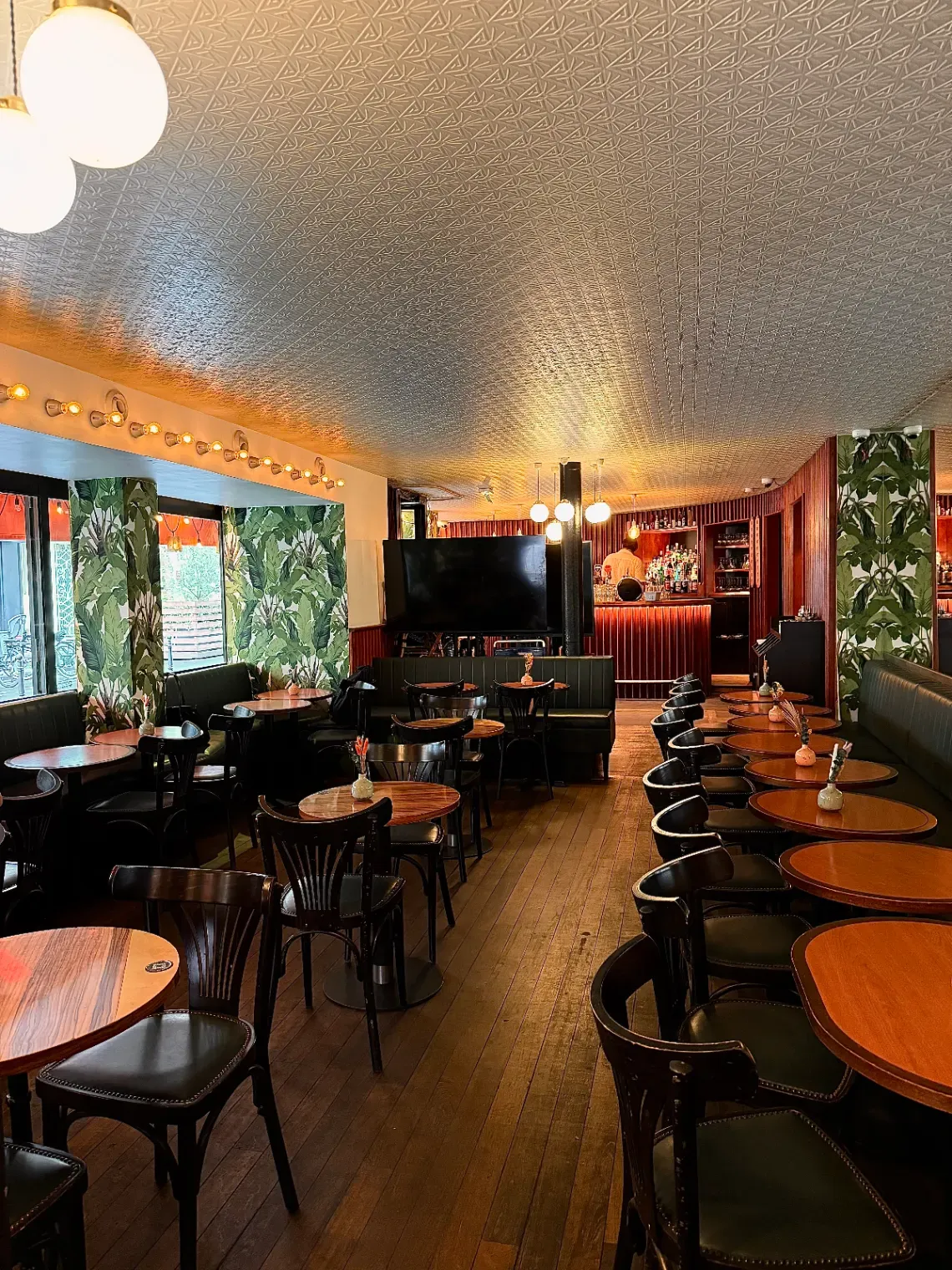 Vibrant Marais Bar for Private Events in Paris