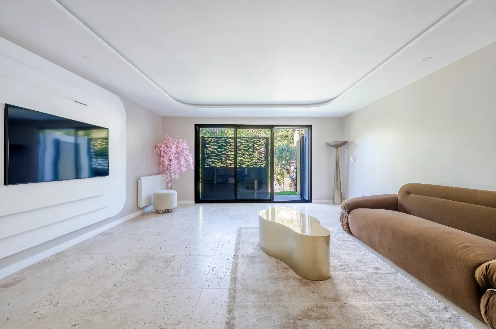 Villa contemporaine au bord de la Marne avec ponton privé à Joinville-le-Pont