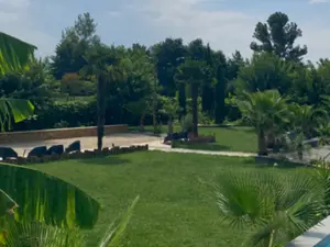 L'Écrin des Palmiers: Exclusive Estate for High-End Events