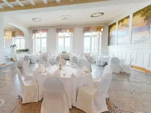 Exclusive Event Venue in Davos | Historic Hotel with Mountain Views