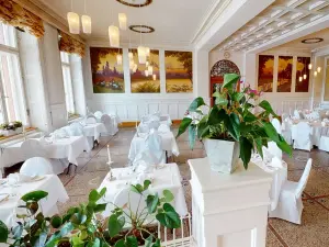 Exclusive Event Venue in Davos | Historic Hotel with Mountain Views