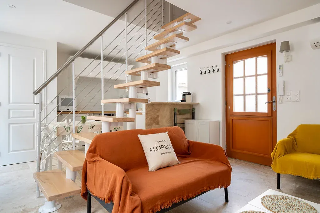 Charming Duplex House in Suquet, Cannes