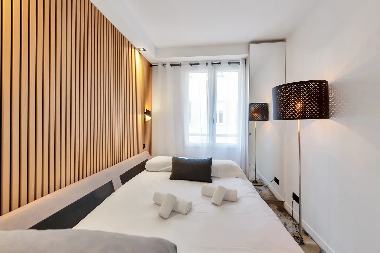 Elegant 3-Bedroom Haven Opposite the Palais des Festivals in Cannes