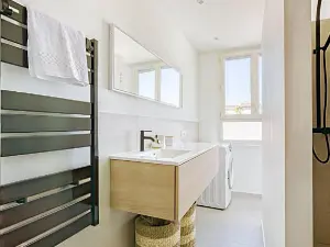 Seaview Apartment in Cannes for Events & Stays