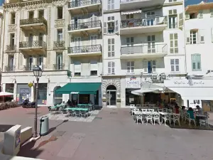 Seaview Apartment in Cannes for Events & Stays