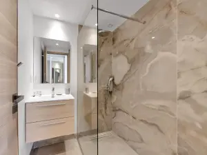 Modern Bright Apartment in the Heart of Cannes