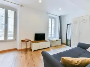 Charming Two-Room Apartment in Cannes City Center
