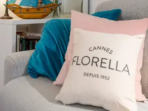 Charming Apartment in Cannes Historic Center
